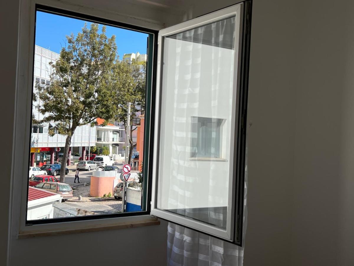 Studios Xl & Xl Plus Costa da Caparica Exterior photo